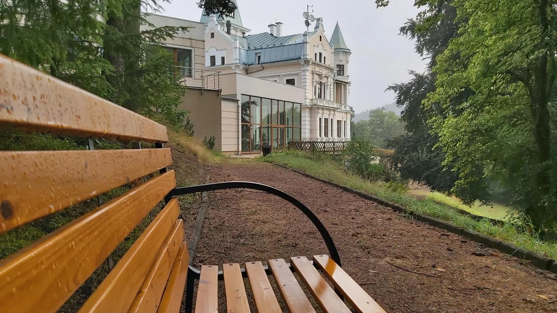 ****  Hotel Chateau Cihelny Karlovy Vary Czech Republic