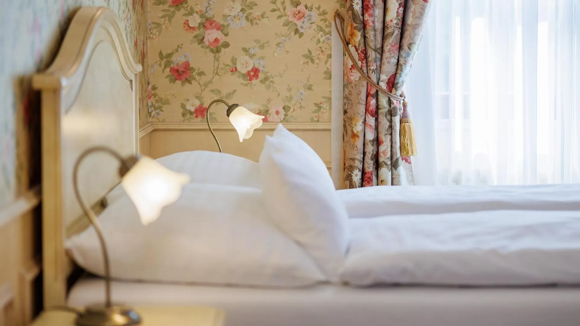 Hotel Chateau Cihelny Karlovy Vary 4*,